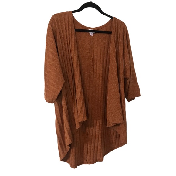 Like new LuLaRoe Lindsey medium (10-18) pumpkin ribbed kimono - Picture 1 of 6